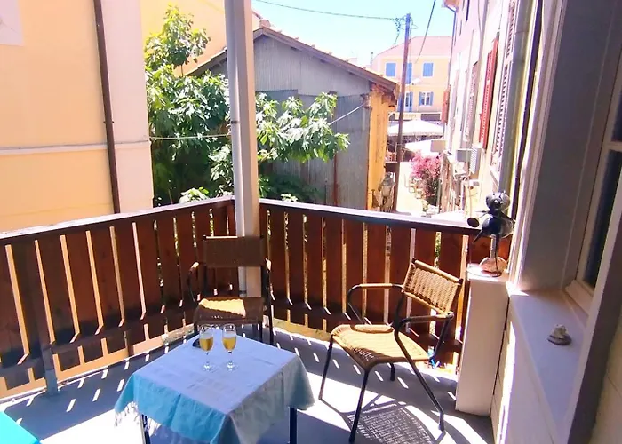 Phoenix Square Дом отдыха *